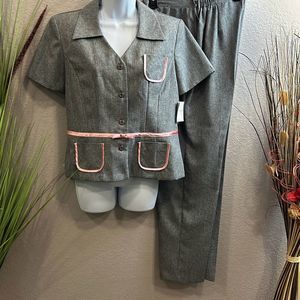 Sag Harbor Two-piece Pants Suit Size 8 NWT